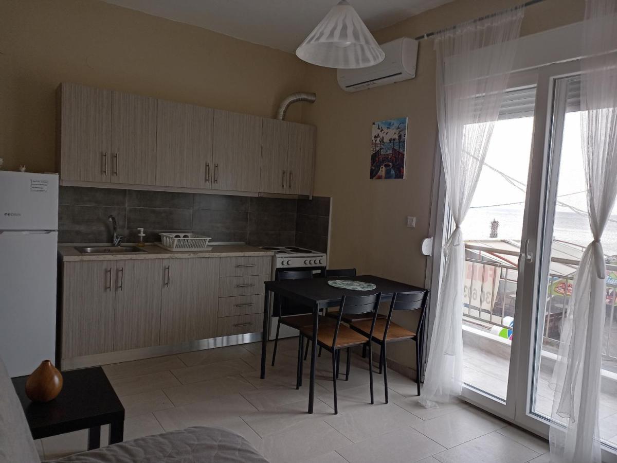 Katerina Apartment Nea Plagia Exterior foto